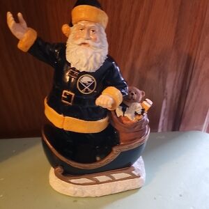 NHL Buffalo Sabres Santa Clause Figurine